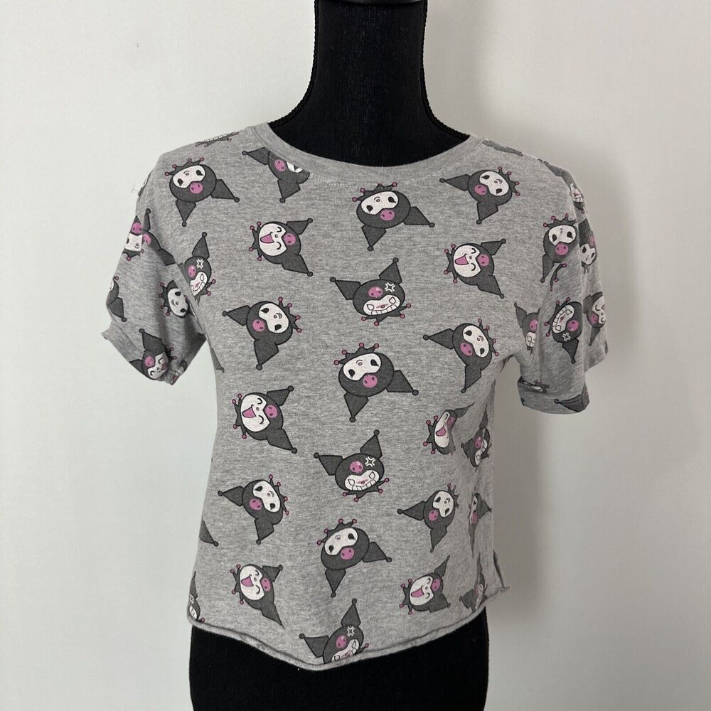 Kuromi By Sanrio Womens Size XS Crop Top Hello Kitty And Friends Gray Allover - Picture 1 of 9